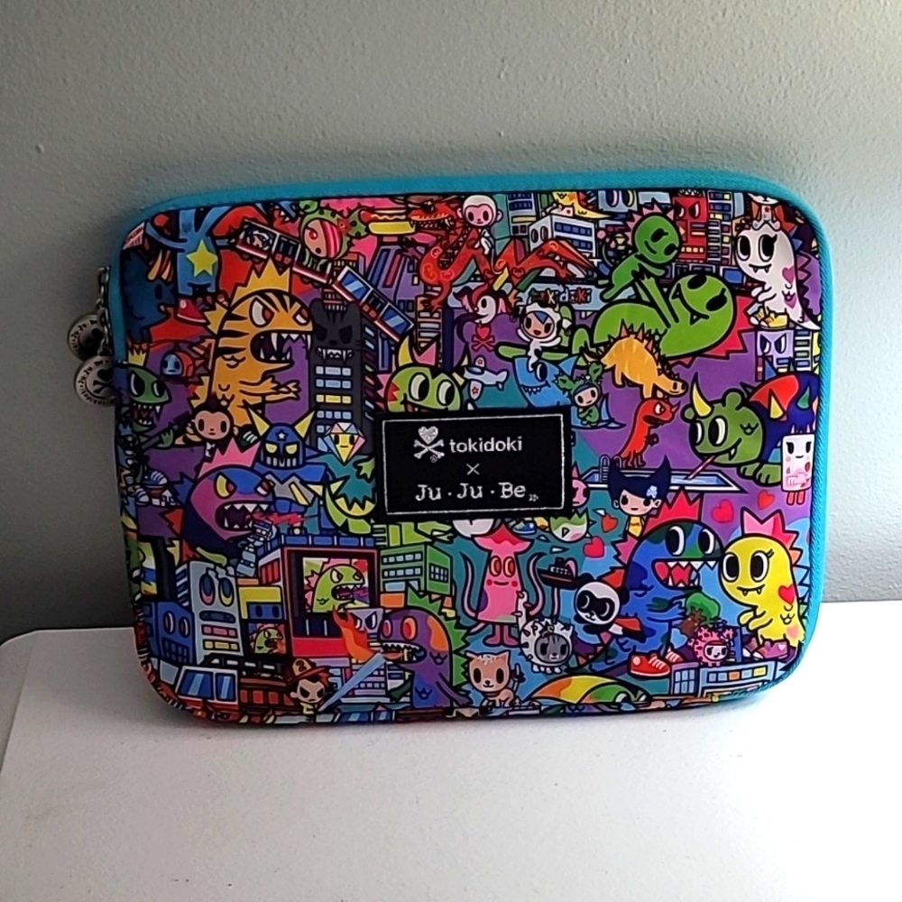 Ju-Ju-Be tokidoki x Tablet Case in Kaiju City